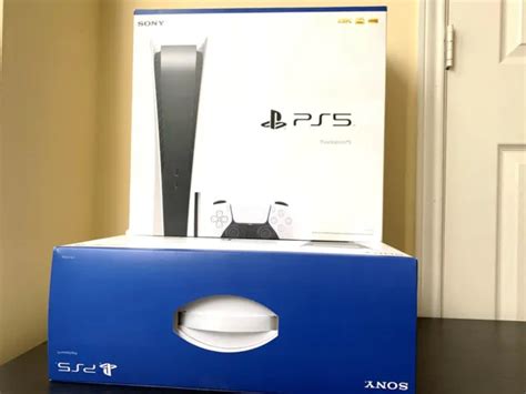 Brand New Sony Playstation 5 Ps5 Console Disc Edition Ups Shipping