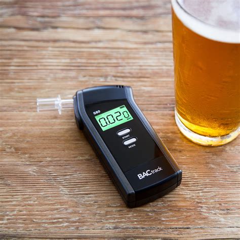 bactrack  professional breathalyzer portable breath alcohol tester