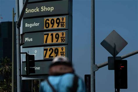 gas prices set  record high nationwide  california showing