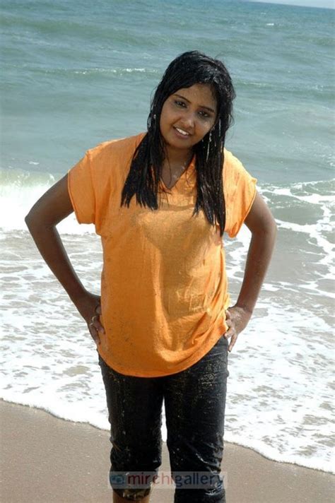 glamorous girls tamil actress gallery sexy suguna photos