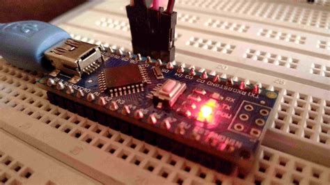 serial programming  avr microcontrollers nerdyelectronics