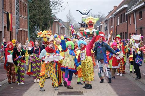 carnavalsstoet tijdens traditionele weekend voor derde jaar op rij geannuleerd op naar  jaar