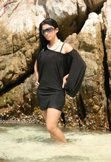sexy girl bikini new sri lankan actress models aksha sudari latest photos in her first debut
