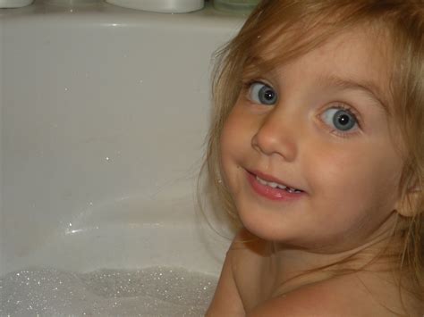 living with livy lou charlotte and sadie too bubble bath