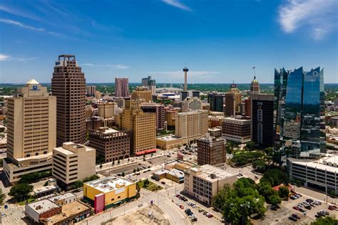 rising rents high occupancies signal decade  downtown  san antonio  worked developers