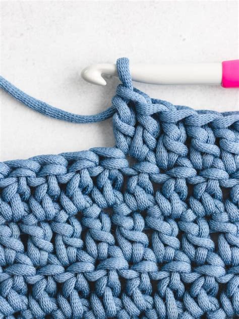 crochet  beginners  complete guide sarah maker