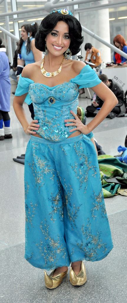 Beautiful Disney Jasmin Cosplay New York Comic Con 2014