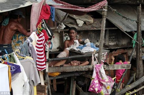 Out Of Sight Out Of Mind Filipino Slums Hidden From View Of Poverty