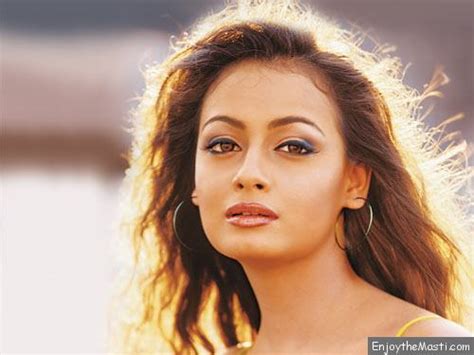 Indian Celebrity Film Star – Diya Mirza Desinows Blog