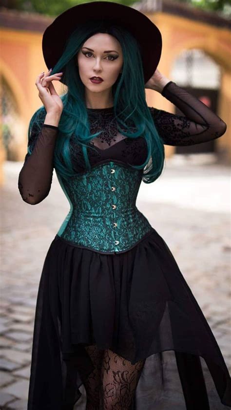 Pin By Greywolf On Goth Queens Goth Model Gothic Fashion Goth Girls