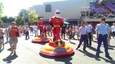 The Incredibles Hit The Road Backlot Disneyland Paris