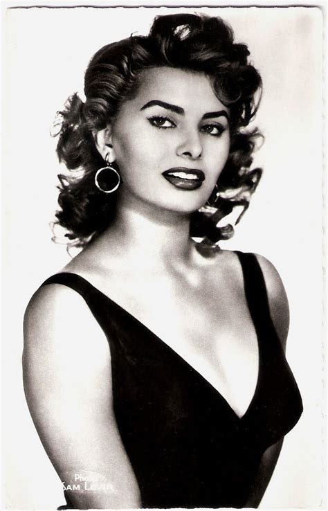 Sophia Loren French Postcard By Edition Du Globe Paris