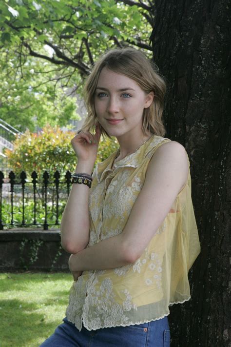 Saoirse Ronan Nude And Sexy Photo Collection 2015 The