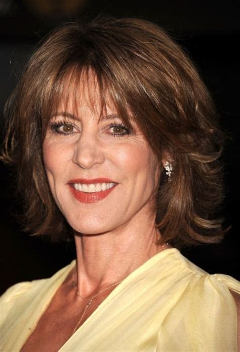 Short Hairstyles For Women Over 50 With Oval Face