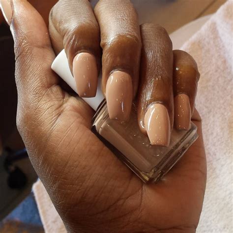 17 nude beauty products that actually look amazing on