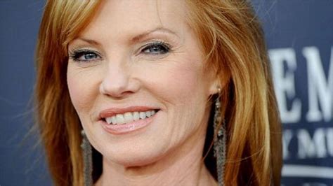 Csi Actress Marg Helgenberger To Leave Show Bbc News