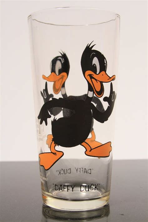 Vintage 1973 Daffy Duck Pepsi Glass Warner Bros Collector Etsy