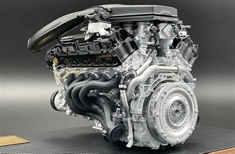 heres  toyotas lr gue     greatest  engines