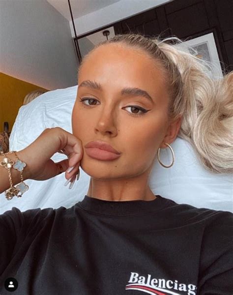Molly Mae Hague 21 Reveals She Is No Longer Taking Birth Control