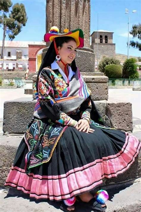 Pin By Yeymi Lou On Arte San Traditional Peruvian Dress Traditional