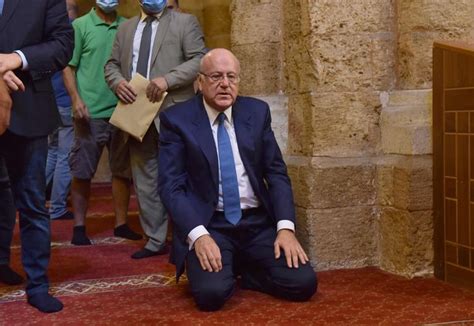 na  maanden heeft libanon weer een regering met de rijkste man van het land als premier