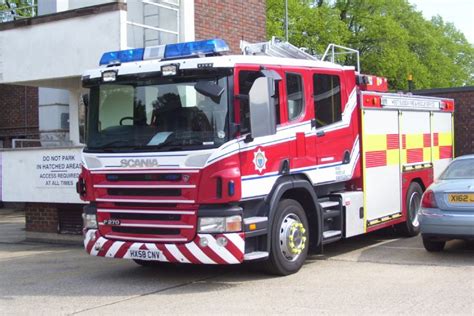 fire engines photos west sussex fire and rescue service scania
