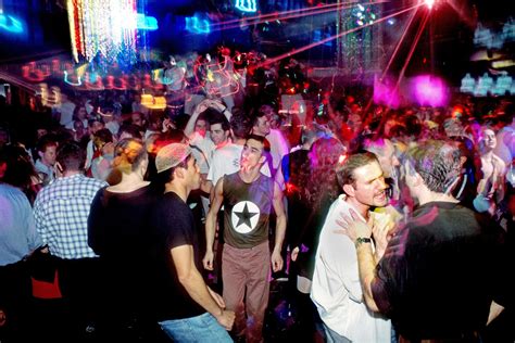 top  nightclubs  paris  places  party