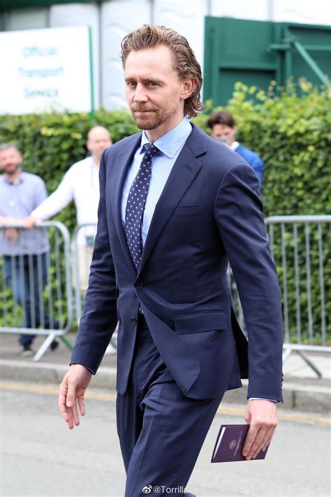 pin on tom hiddleston