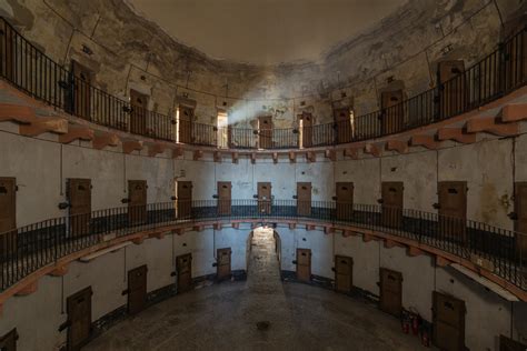 architecture  surveillance  panopticon prison archdaily