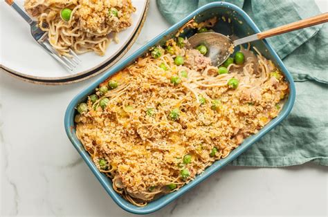 easy tuna noodle casserole with cheddar cheese recipe