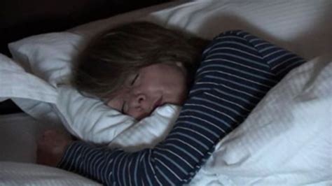 9 tricks to fall asleep faster