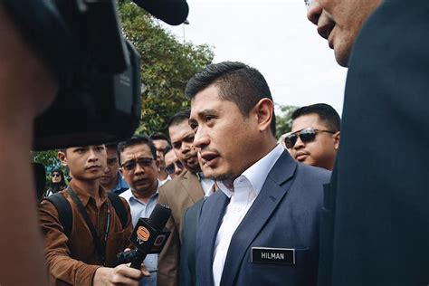 azmin s aide admits to meeting haziq before confession report borneo post online