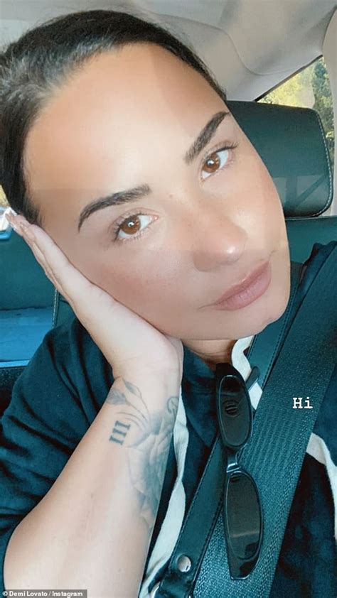 demi lovato posts fresh faced selfie to instagram after sharing snaps