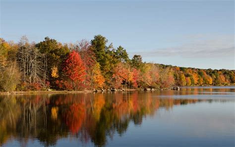 places   fall foliage   york state travel leisure