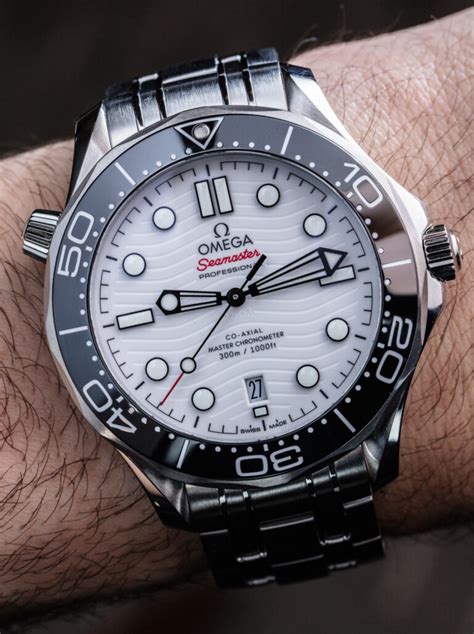 omega seamaster  perfects  white dial sports  ablogtowatch