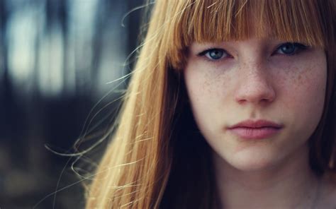 2560x1600 Girl Freckles Eyes Face Wallpaper Coolwallpapers Me