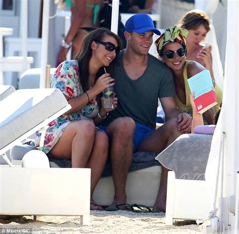 Manuel Neuer Enjoys Break With Girlfriend In Greece After World Cup