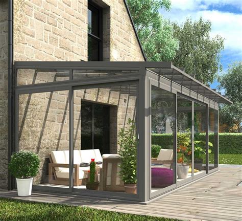 veranda epuree avec  debord de toiture une innovation renoval