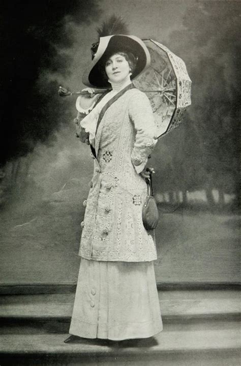beautiful parisian women s fashion from the 1900s