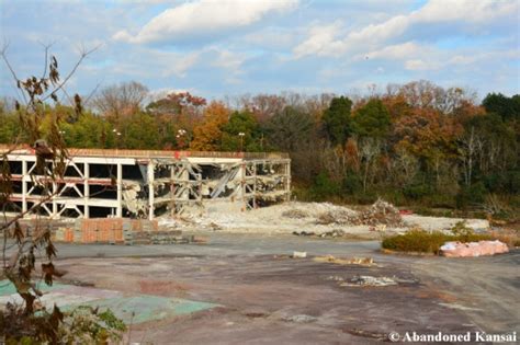 demolished game center abandoned kansai