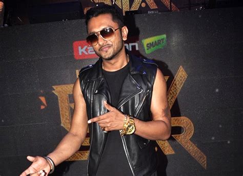 non bailable arrest warrant issued against honey singh bollywood news bollywood hungama