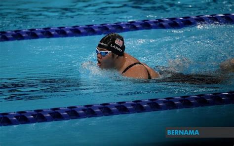 brenda anellia wins gold at para swimming world series singapore 2023