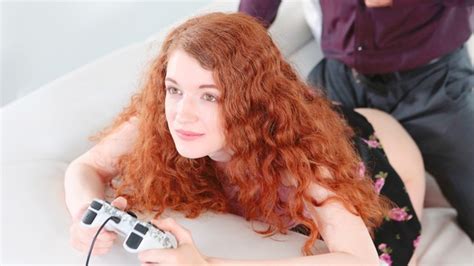 gingerpatch skinny redhead gets fucked while playing thumbzilla