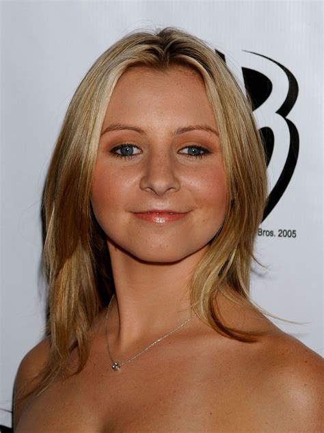beverley mitchell wallpapers women hq beverley mitchell pictures 4k wallpapers 2019