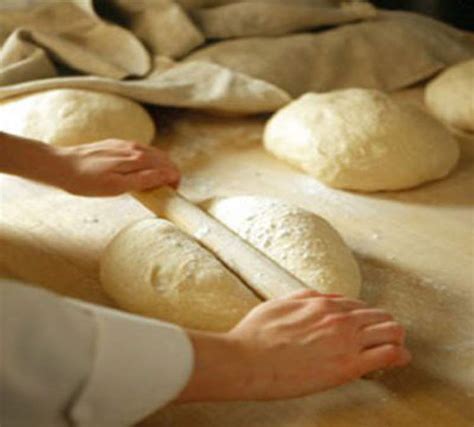 rueyada ekmek yaptigini goermek ruyandagorcom