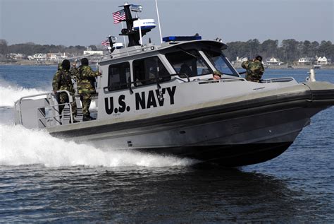 fileus navy     sailors  navy reserve marine
