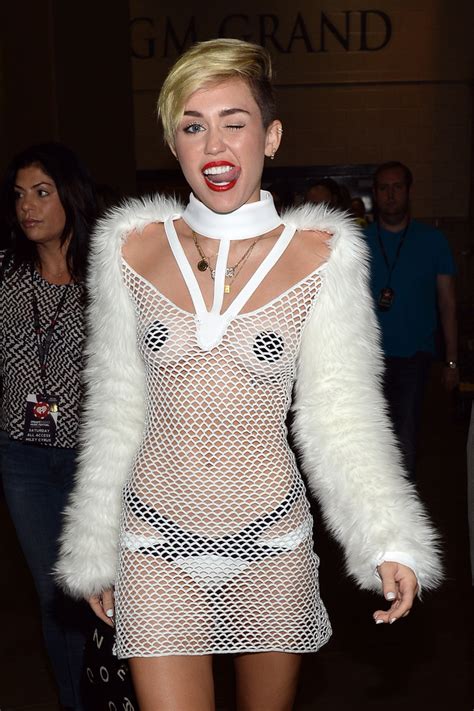 Miley Cyrus Mini Dress Mini Dress Lookbook Stylebistro