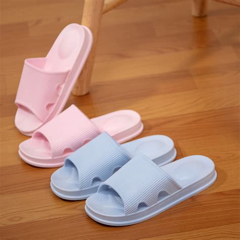 pair  slippers womens shower sandals shoes bath slippers quick