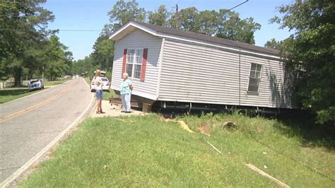 mobile home stuck moving company left