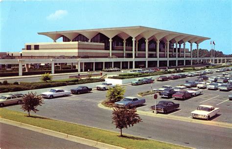 filememphis international airport  outsidejpg wikimedia commons